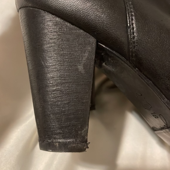 Joie Ankle Bootie Size 39 Size 9 US